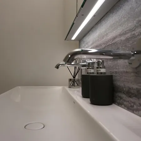 Halten Appartement-fewo- Dusche Oder Bad- Wc 4-bettwohnung By Interhome * Цвайзиммен