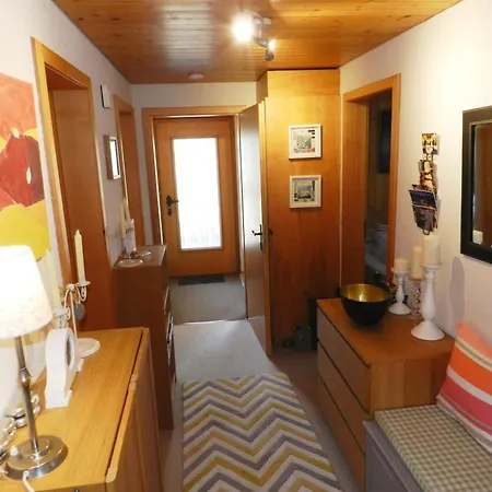 Halten Appartement-fewo- Dusche Oder Bad- Wc 4-bettwohnung By Interhome